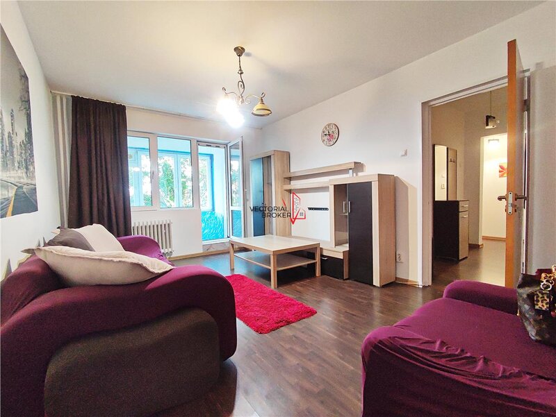 Doamna Ghica, intersectie, planul doi, prima inchiriere apartament decomandat, et. 3,